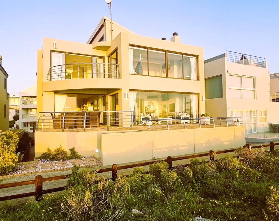 5 Bedroom Property for Sale in Calypso Beach Western Cape